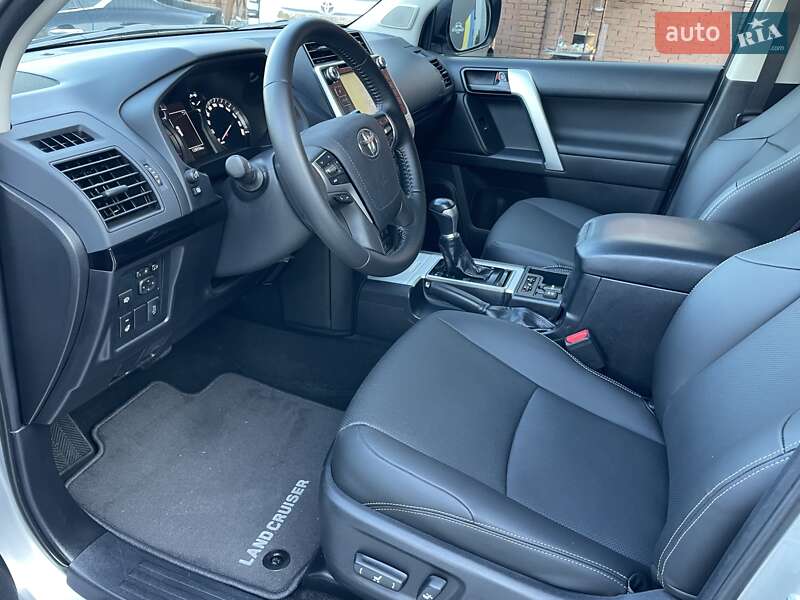 Внедорожник / Кроссовер Toyota Land Cruiser Prado 2018 в Виннице