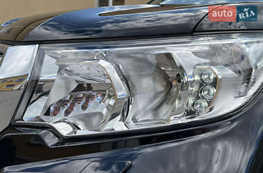 Внедорожник / Кроссовер Toyota Land Cruiser Prado 2023 в 