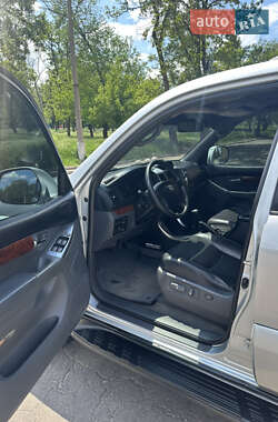 Внедорожник / Кроссовер Toyota Land Cruiser Prado 2003 в 