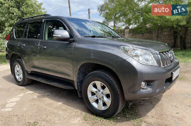 Позашляховик / Кросовер Toyota Land Cruiser Prado 2012 в Кривому Розі