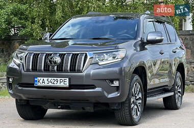 Внедорожник / Кроссовер Toyota Land Cruiser Prado 2022 в 