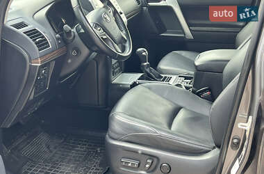 Внедорожник / Кроссовер Toyota Land Cruiser Prado 2022 в 