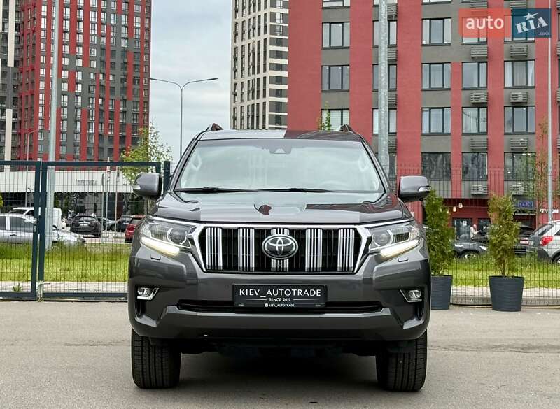 Внедорожник / Кроссовер Toyota Land Cruiser Prado 2017 в Киеве
