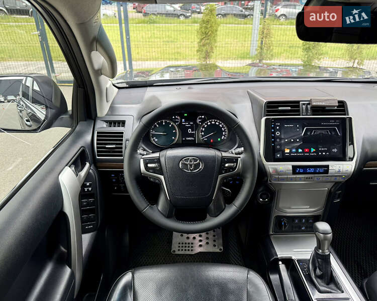 Внедорожник / Кроссовер Toyota Land Cruiser Prado 2017 в Киеве