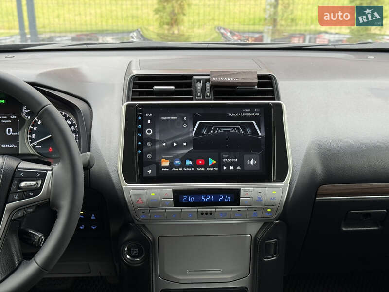 Внедорожник / Кроссовер Toyota Land Cruiser Prado 2017 в Киеве