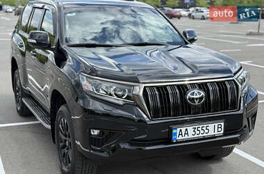 Внедорожник / Кроссовер Toyota Land Cruiser Prado 2020 в 