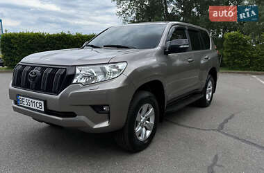 Позашляховик / Кросовер Toyota Land Cruiser Prado 2018 в Києві