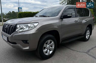 Внедорожник / Кроссовер Toyota Land Cruiser Prado 2018 в Киеве