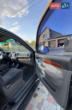 Внедорожник / Кроссовер Toyota Land Cruiser Prado 2005 в 