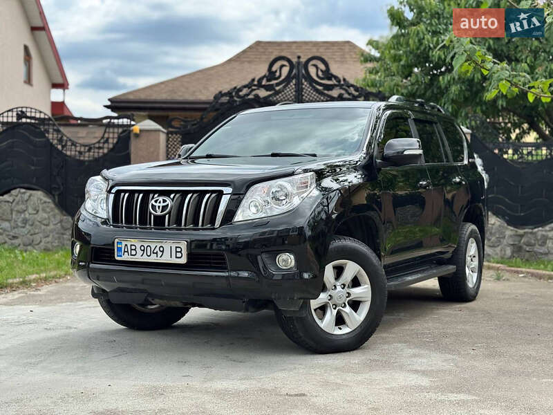 Toyota Land Cruiser Prado 2011