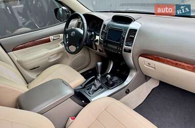 Внедорожник / Кроссовер Toyota Land Cruiser Prado 2004 в 