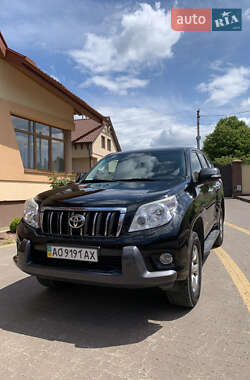Внедорожник / Кроссовер Toyota Land Cruiser Prado 2011 в Ужгороде