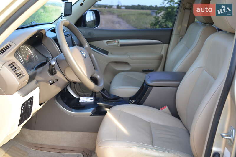 Внедорожник / Кроссовер Toyota Land Cruiser Prado 2005 в Одессе