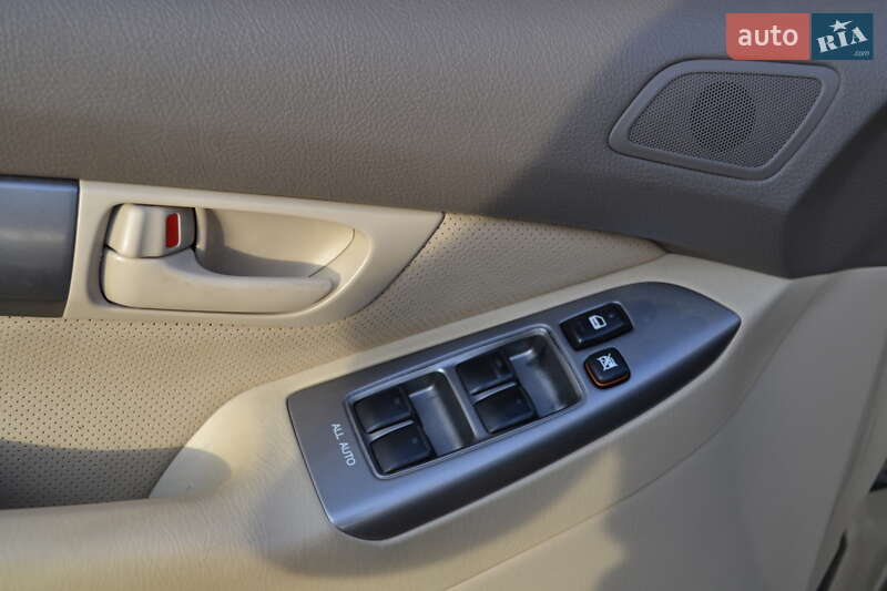 Внедорожник / Кроссовер Toyota Land Cruiser Prado 2005 в Одессе