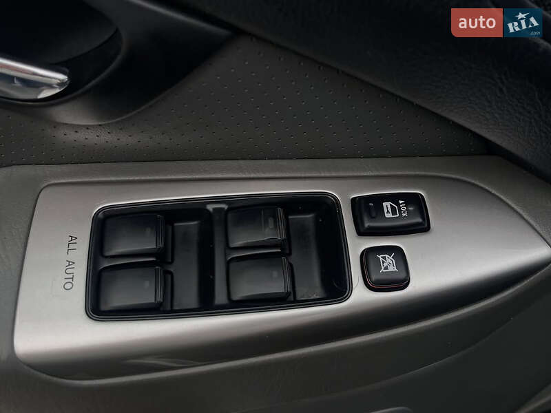 Позашляховик / Кросовер Toyota Land Cruiser Prado 2008 в Кривому Розі фото 10 Позашляховик / Кросовер Toyota Land Cruiser Prado 2008 в Кривому Розі