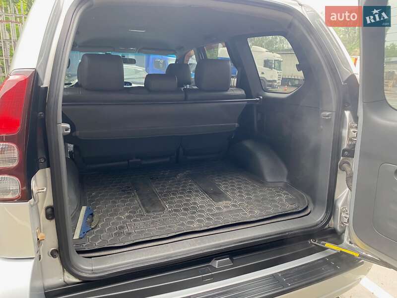 Внедорожник / Кроссовер Toyota Land Cruiser Prado 2008 в Киеве