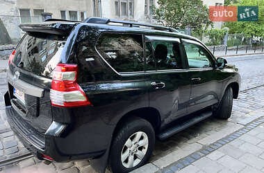 Внедорожник / Кроссовер Toyota Land Cruiser Prado 2016 в 