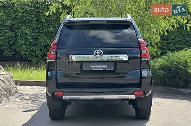 Внедорожник / Кроссовер Toyota Land Cruiser Prado 2020 в 