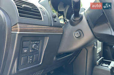 Внедорожник / Кроссовер Toyota Land Cruiser Prado 2020 в 