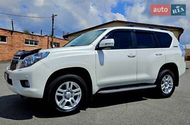 Позашляховик / Кросовер Toyota Land Cruiser Prado 2012 в 