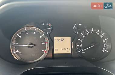 Внедорожник / Кроссовер Toyota Land Cruiser Prado 2019 в 