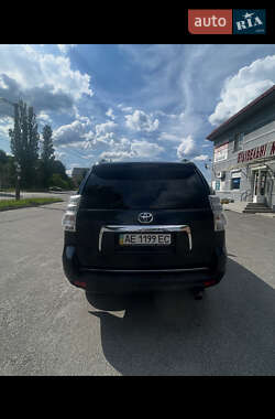 Внедорожник / Кроссовер Toyota Land Cruiser Prado 2012 в 