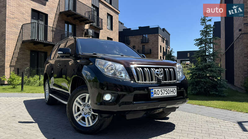 Toyota Land Cruiser Prado 2010
