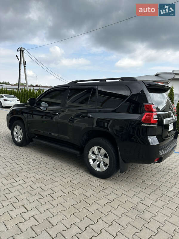 Внедорожник / Кроссовер Toyota Land Cruiser Prado 2019 в Черновцах