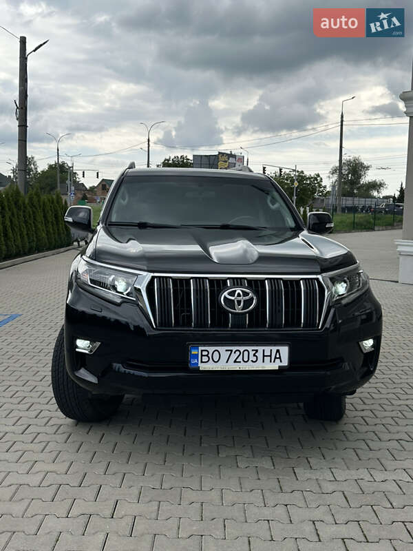 Внедорожник / Кроссовер Toyota Land Cruiser Prado 2019 в Черновцах