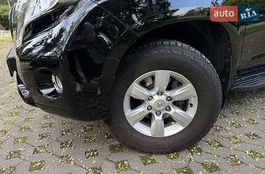 Внедорожник / Кроссовер Toyota Land Cruiser Prado 2017 в 