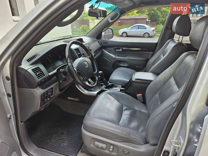 Внедорожник / Кроссовер Toyota Land Cruiser Prado 2008 в Житомире