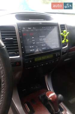 Позашляховик / Кросовер Toyota Land Cruiser Prado 2007 в 