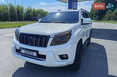 Внедорожник / Кроссовер Toyota Land Cruiser Prado 2011 в Мене