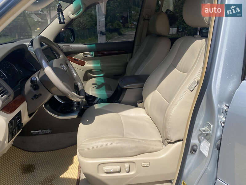 Внедорожник / Кроссовер Toyota Land Cruiser Prado 2003 в Верховине