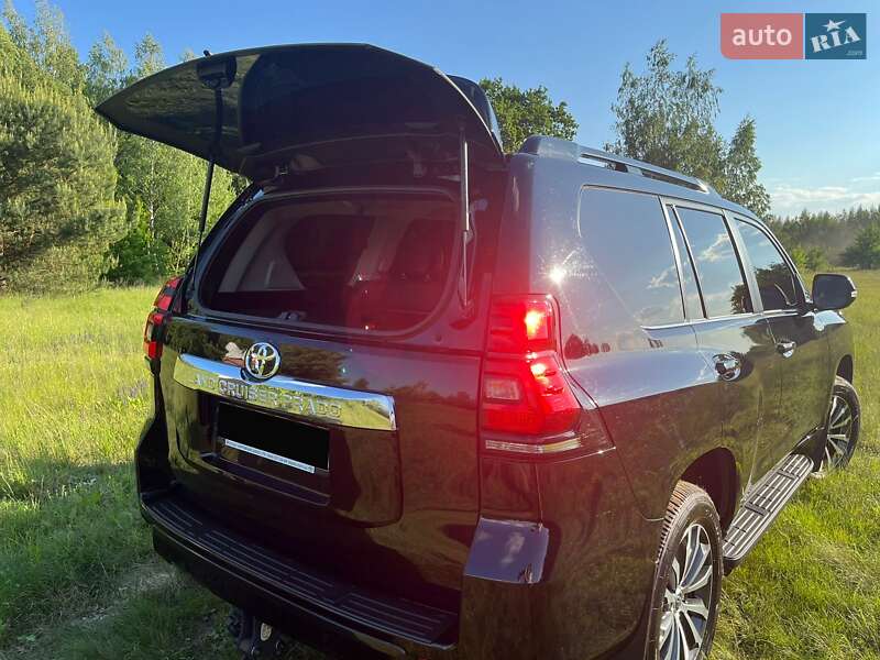 Позашляховик / Кросовер Toyota Land Cruiser Prado 2023 в Києві