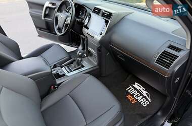 Внедорожник / Кроссовер Toyota Land Cruiser Prado 2022 в 