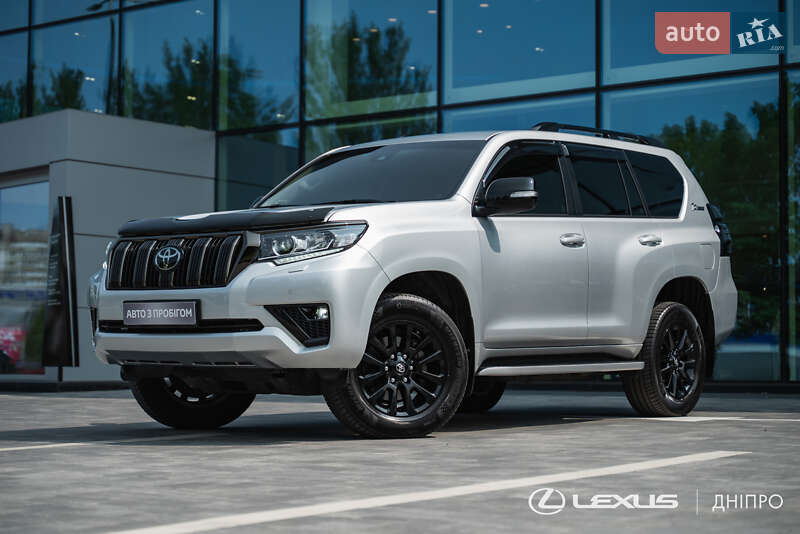 Toyota Land Cruiser Prado 2021