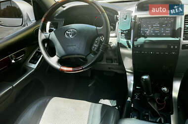 Внедорожник / Кроссовер Toyota Land Cruiser Prado 2006 в 