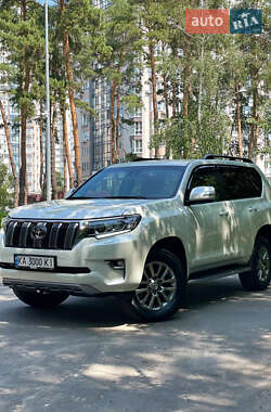 Внедорожник / Кроссовер Toyota Land Cruiser Prado 2019 в Киеве