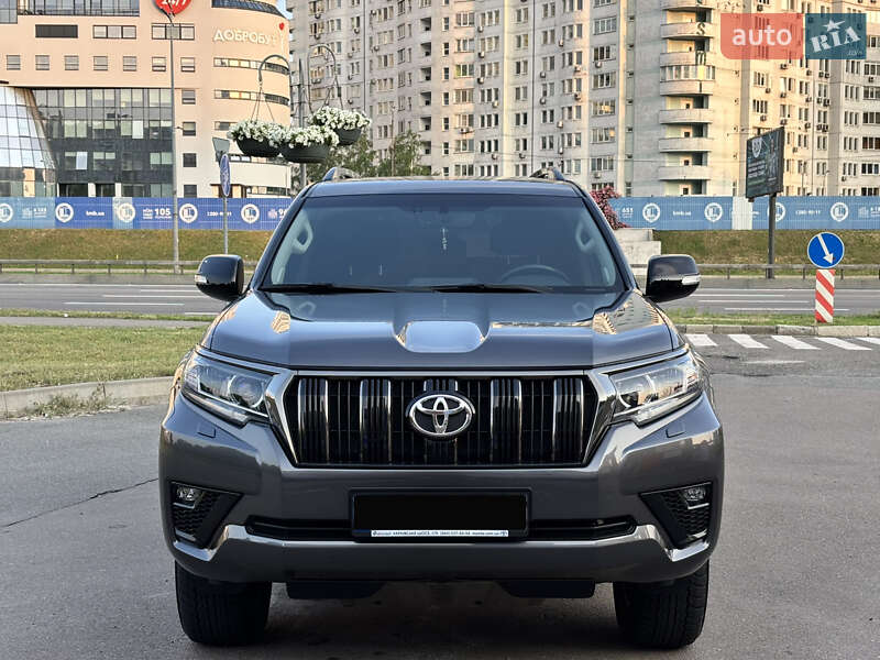 Внедорожник / Кроссовер Toyota Land Cruiser Prado 2022 в Киеве