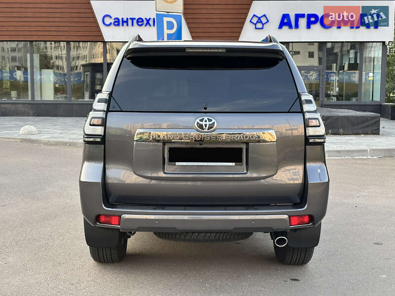 Внедорожник / Кроссовер Toyota Land Cruiser Prado 2022 в Киеве