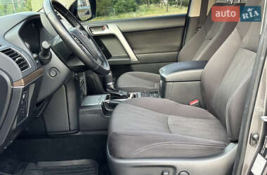 Внедорожник / Кроссовер Toyota Land Cruiser Prado 2022 в 