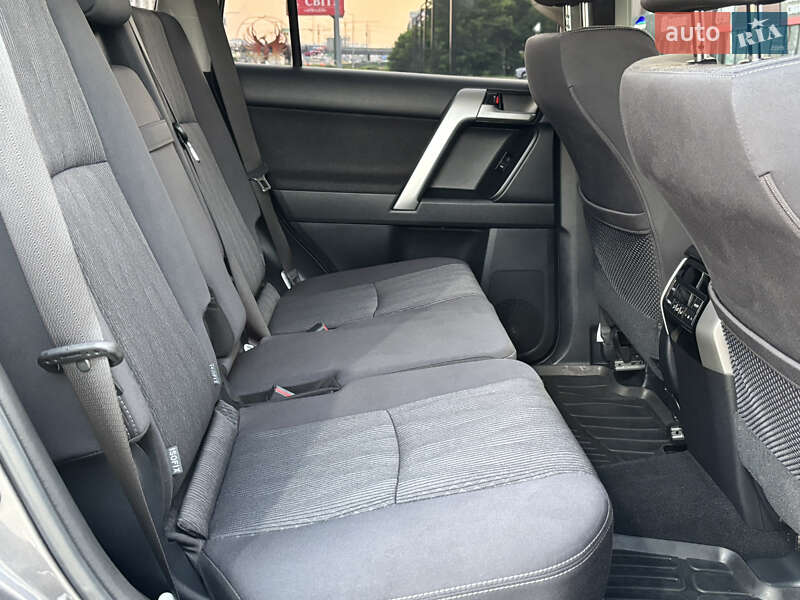 Внедорожник / Кроссовер Toyota Land Cruiser Prado 2022 в Киеве