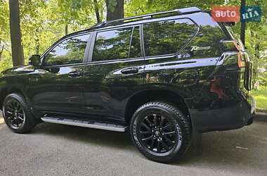 Позашляховик / Кросовер Toyota Land Cruiser Prado 2022 в Києві