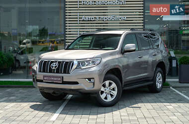 Позашляховик / Кросовер Toyota Land Cruiser Prado 2023 в Львові