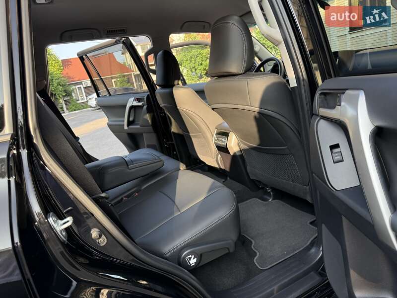 Внедорожник / Кроссовер Toyota Land Cruiser Prado 2021 в Виннице