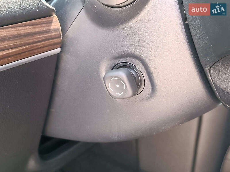 Внедорожник / Кроссовер Toyota Land Cruiser Prado 2021 в Харькове фото 23 Внедорожник / Кроссовер Toyota Land Cruiser Prado 2021 в Харькове