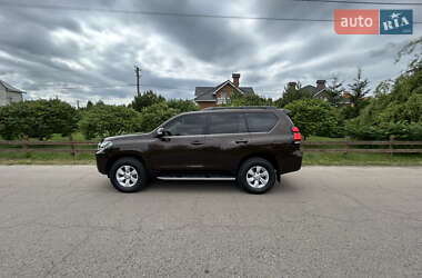 Позашляховик / Кросовер Toyota Land Cruiser Prado 2019 в 