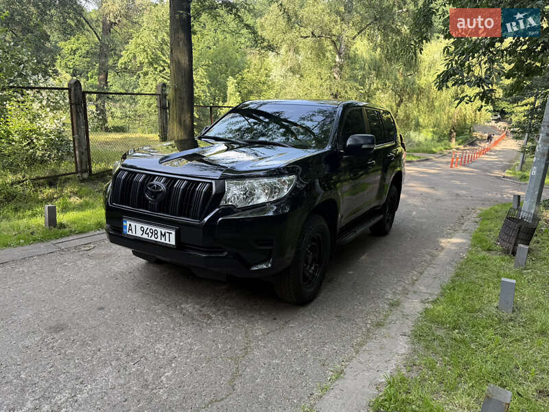 Toyota Land Cruiser Prado 2021
