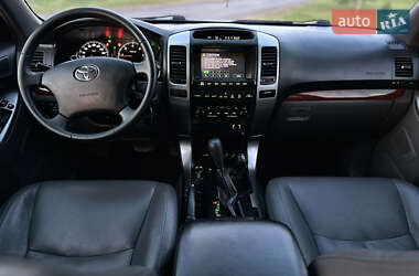 Внедорожник / Кроссовер Toyota Land Cruiser Prado 2006 в 